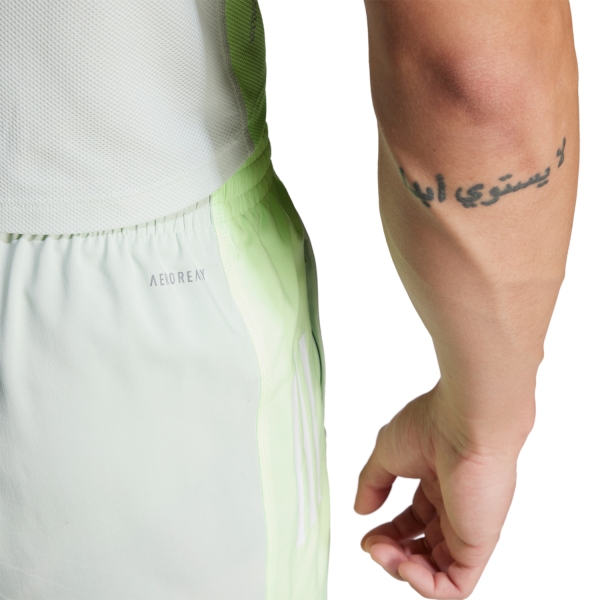 adidas Own The Run Logo 5in Pantaloncini - Linen Green/Green Spark/Halo Silver