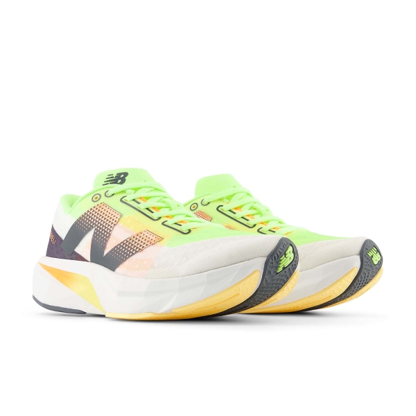 New Balance FuelCell Rebel v4 - White