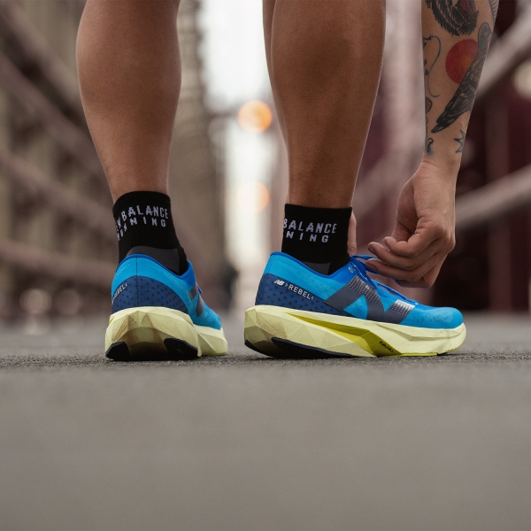 New Balance FuelCell Rebel v4 - Blue Oasis