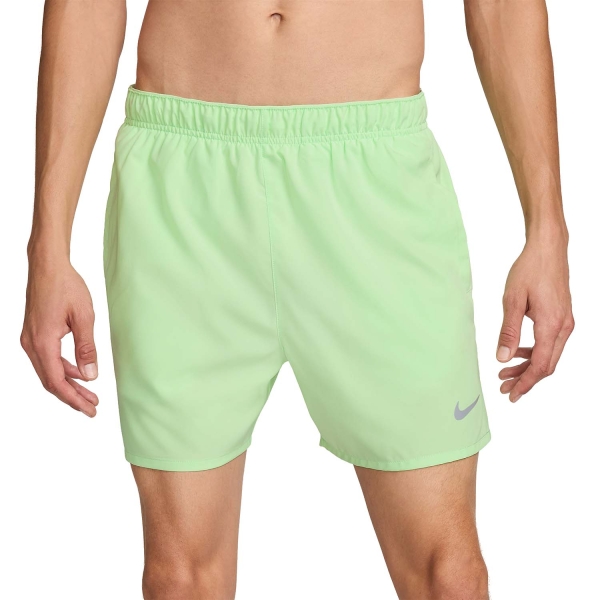 Pantalone cortos Running Hombre Nike Challenger 5in Shorts  Vapor Green/Reflective Silver DV9363376