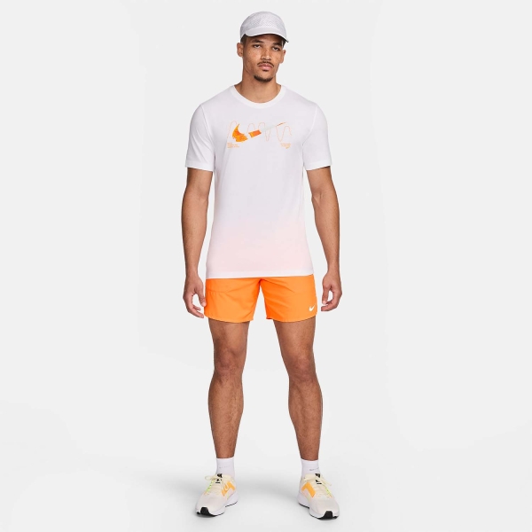 Nike Dri-FIT Graphic T-Shirt - White