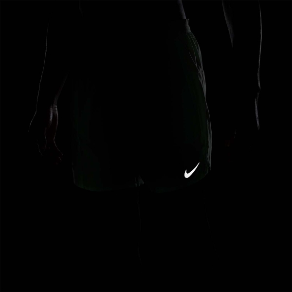 Nike Dri-FIT Stride 7in Shorts - Vapor Green/Reflective Silver