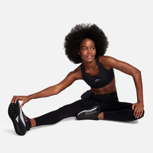 Nike Swoosh Sports Bra - Black/Dark Smoke Grey