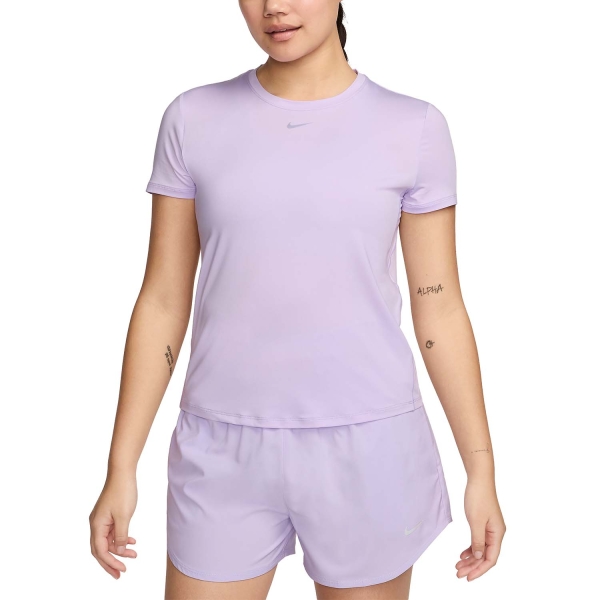 Camisetas Fitness y Training Mujer Nike One Classic Camiseta  Lilac Bloom/Black FN2798512