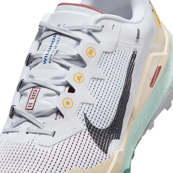 Nike React Wildhorse 8 - White/Black/Alabaster/University Gold