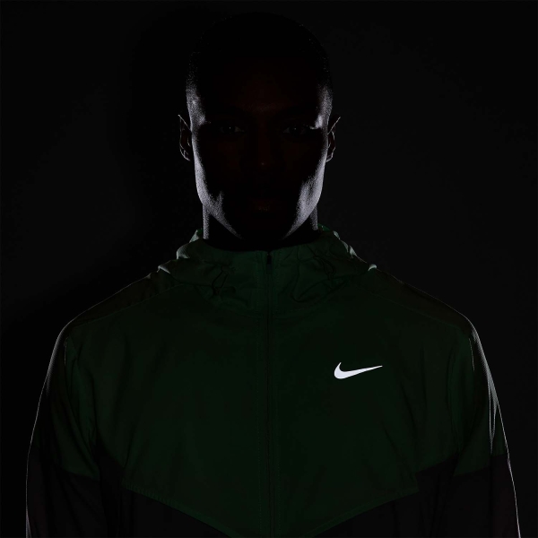 Nike Light Windrunner Giacca - Vapor Green/Light Iron Ore/Reflective Silver