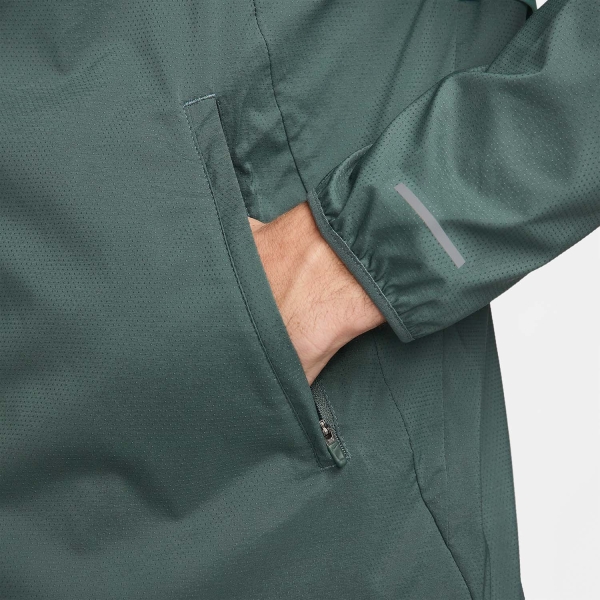 Nike Light Windrunner Jacket - Bicoastal/Vintage Green/Reflective Silver