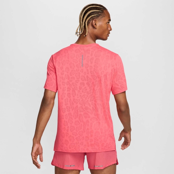 Nike Rise 365 Run Division T-Shirt - Aster Pink