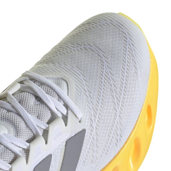 adidas Switch FWD 2 - FTW White/Halo Silver/Spark