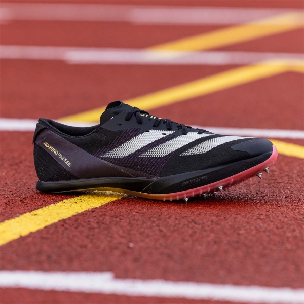 Adidas adizero Finesse - Core Black/Zero Metalic/Spark