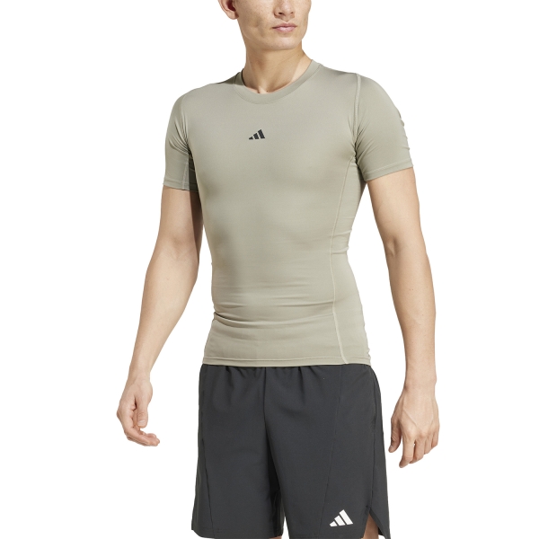 Maglietta Training Uomo adidas TechFIT Maglietta  Silver Pebble JE6700