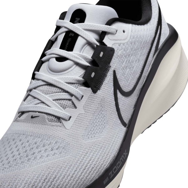 Nike Vomero 17 - White/Black/Pure Platinum/Vintage Green