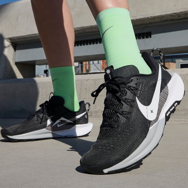 Nike ReactX Pegasus Trail 5 - Black/White/Anthracite/Wolf Grey