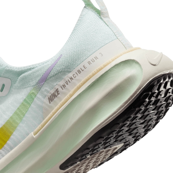 Nike ZoomX Invincible Run Flyknit 3 - Barely Green/Multi Color/Sail