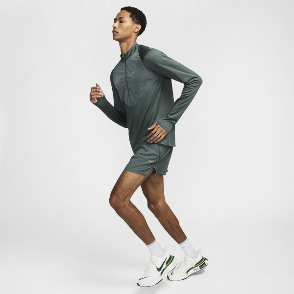 Nike Element Division Shirt - VIntage Green/Dark Stucco