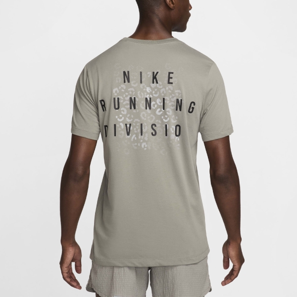 Nike Run Division Pro T-Shirt - Dark Stucco