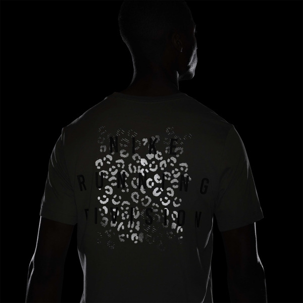 Nike Run Division Pro T-Shirt - Dark Stucco
