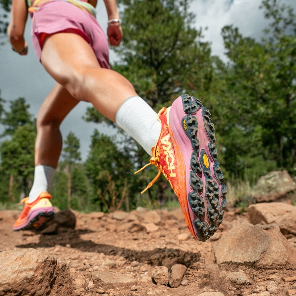 Hoka Speedgoat 6 - Sherbert/Beet Root