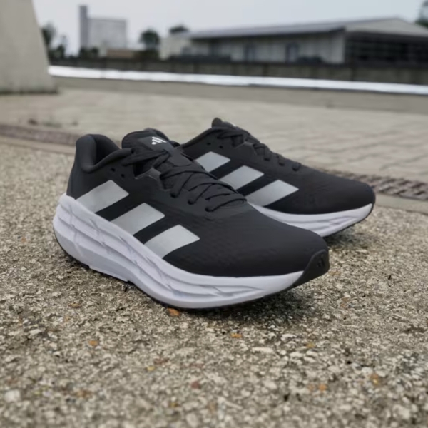 adidas Adistar 3 - Core Black/Cloud White/Grey Six
