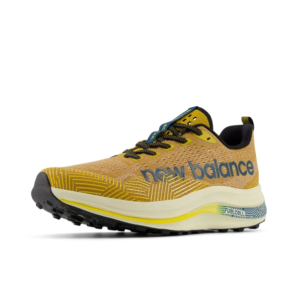 New Balance FuelCell Supercomp Trail - Butterscotch