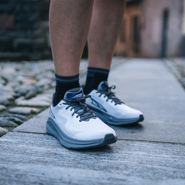 Altra Experience Form - White/Gray