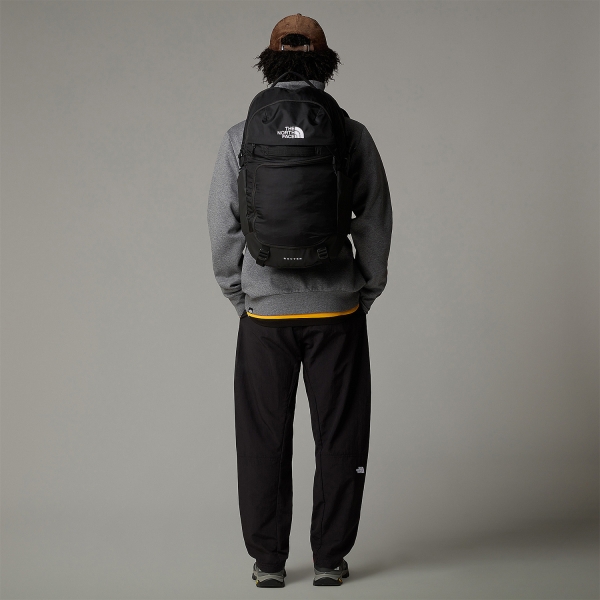 The North Face Router Sports Backpack TNF Black