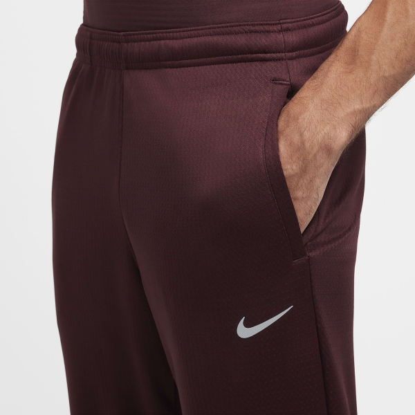 Nike Sphere Challenger Pantalones - Burgundy Crush/Black/Reflective Silver