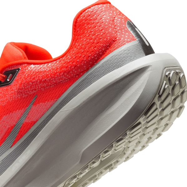 Nike Winflo 11 Premium - Hyper Crimson/Metallic Silver