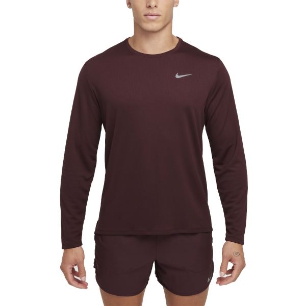 Maglia Running Uomo Nike DriFIT UV Miler Maglia  Burgundy Crush/Reflective Silver FB7070652