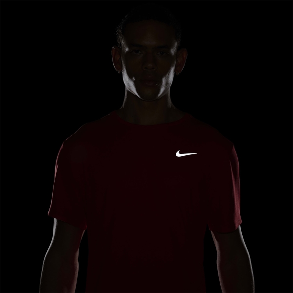 Nike Dri-FIT UV Run Division Miler Maglietta - University Red/Reflective Silver