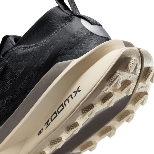 Nike Zegama Trail 2 - Off Noir/Black/Monarch/Pale Ivory