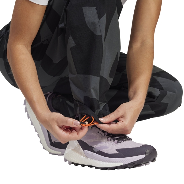 adidas Terrex Xploric Cargo Printed Pantaloni - Black/Carbon