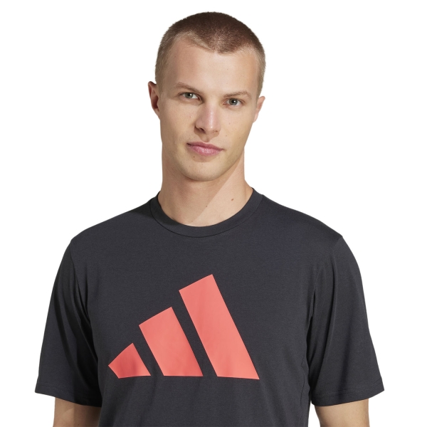 adidas New Lift T-Shirt - Black/Lucid Red