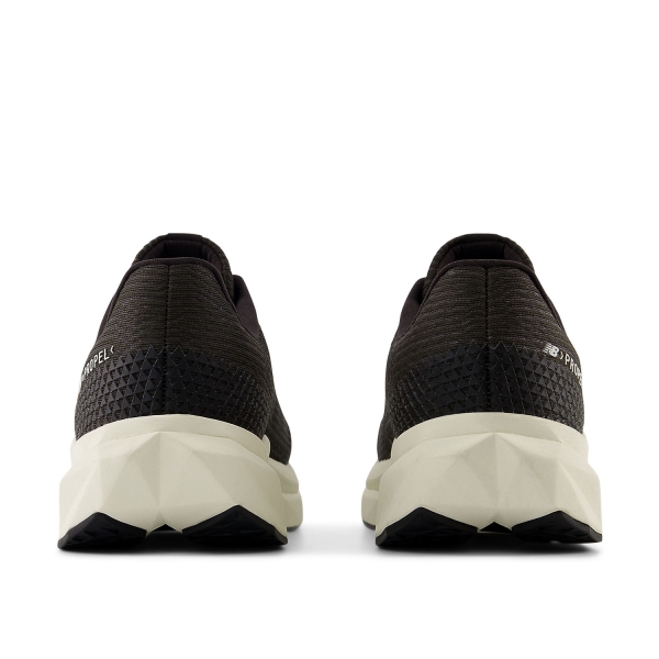 New Balance Fuelcell Propel v5 - Black
