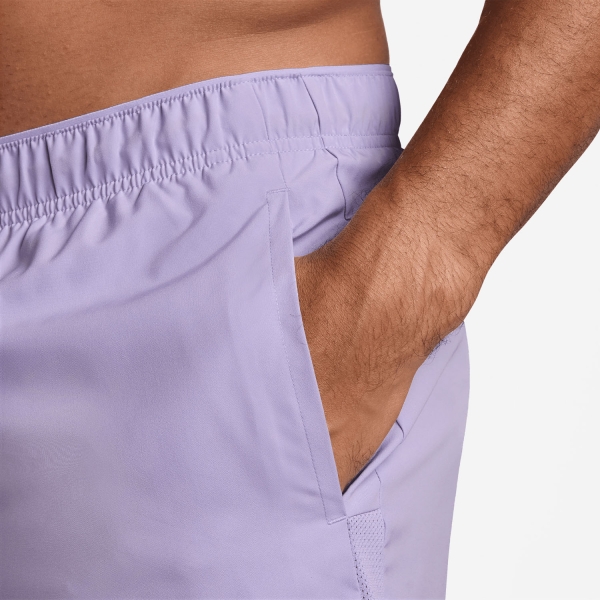 Nike Challenger Logo 7in Shorts - Hydrangeas/Reflective Silver