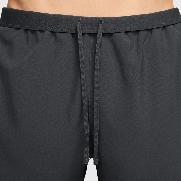Nike Challenger Flash 5in Shorts - Dark Smoke Grey/Reflective Silver