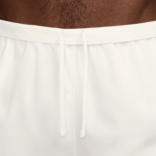 Nike Challenger Flash 5in Shorts - Sail/Reflective Silver