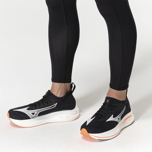 Mizuno Neo Zen - Black/White/Fiery Coral 2