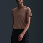 Nike Dri-FIT UV Camiseta - Mink Brown/Black