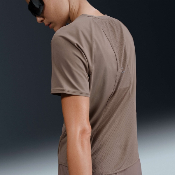 Nike Swift Camiseta - Mink Brown/Reflective Silver