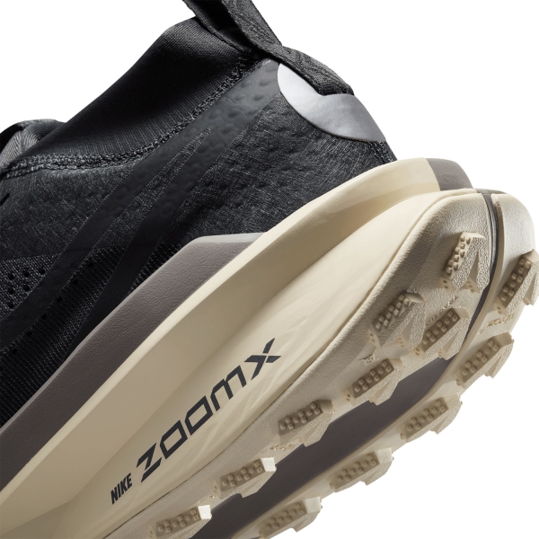 Nike Zegama Trail 2 - Off Noir/Black/Monarch/Pale Ivory