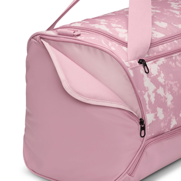 Nike Brasilia 9.5 Graphic Medium Duffle - Elemental Pink/Black