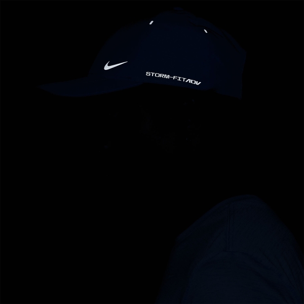 Nike Storm-FIT ADV Club Cappello - University Blue/Reflective Silver