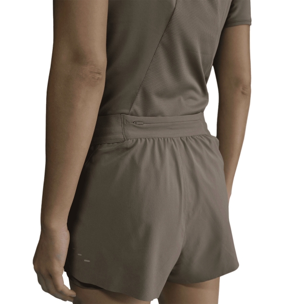 Nike Swift 2 in 1 2.5in Shorts - Mink Brown/Reflective Silver