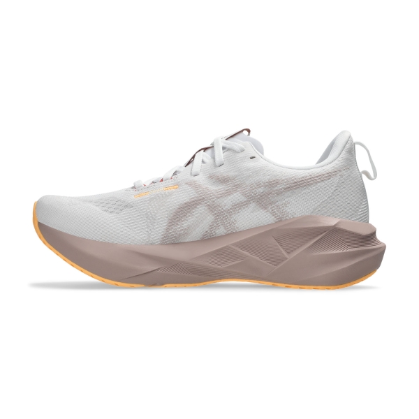 Asics Novablast 5 - White/Fawn