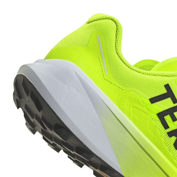 adidas Terrex Agravic 3 - Lucid Lemon/Core Black/Dash Grey