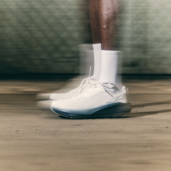 Altra FWD Via - White/Navy