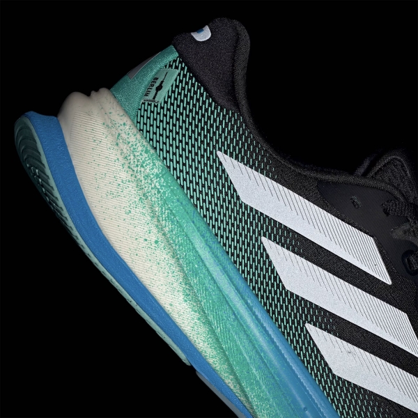 adidas Supernova Rise 2 - Core Black/Iron Metallic/Glory Green