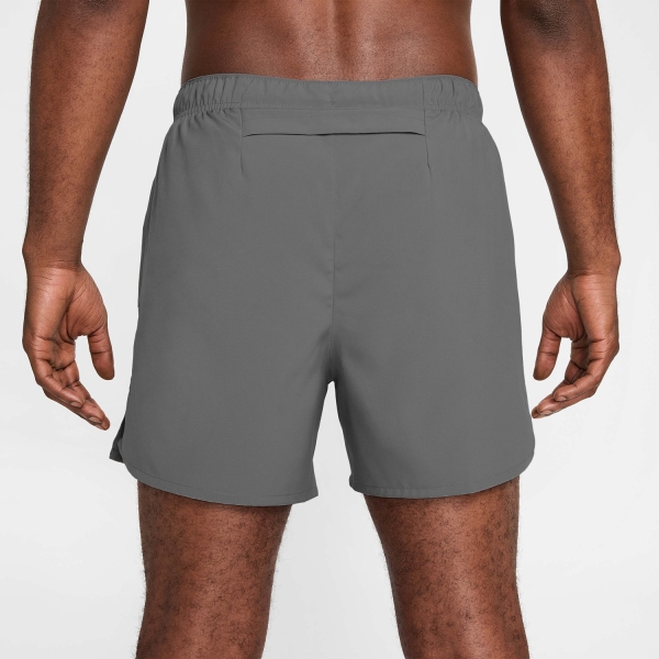 Nike Challenger 2 in 1 5in Shorts - Smoke Grey/Dark Smoke Grey/Reflective Silver