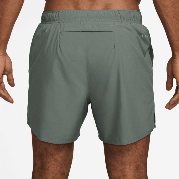 Nike Challenger 5in Pantaloncini - Clay Green/Reflective Silver